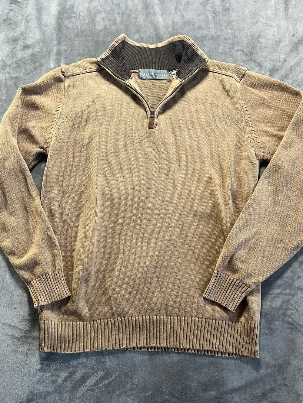 Oscar de la Renta Men’s Tan Quarter-Zip Sweater
